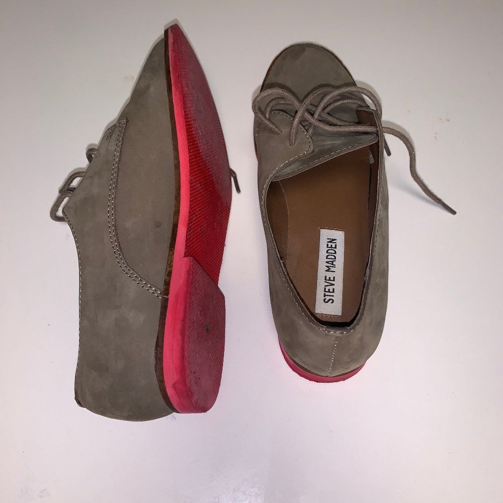 Steve Madden leather lace up flats